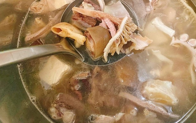 Lẩu Bò Tây Nguyên AKy - Đường C18