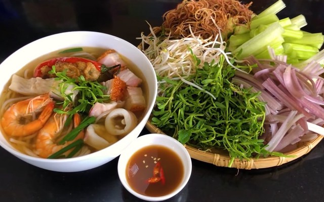 Bún Mắm Dì Sáu - Lẩu Mắm