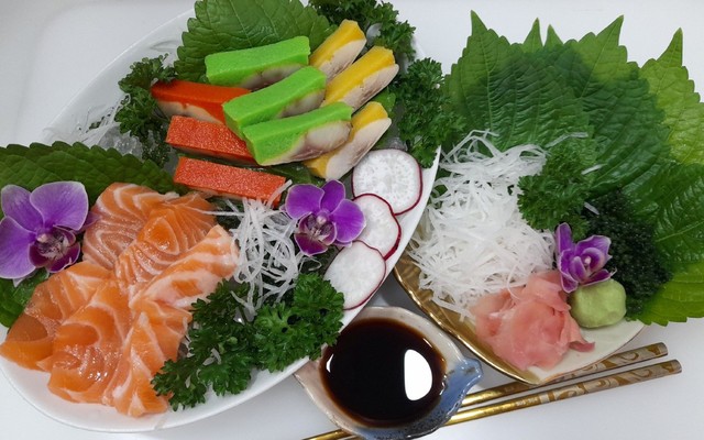 Hiền Sashimi & Sushi