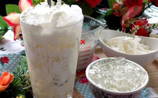 Dừa Dầm Cô Vinh - Lạch Tray