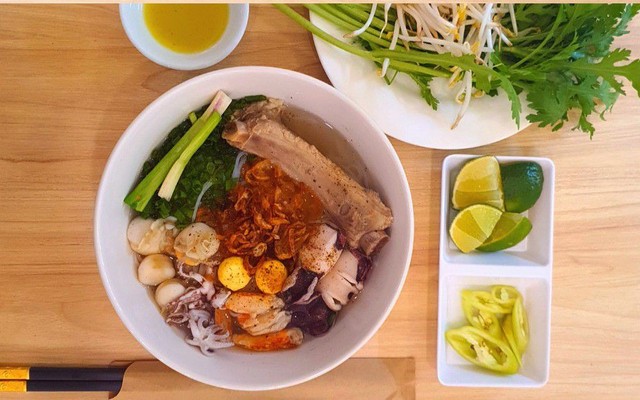 Hủ Tiếu & Bún Riêu - Cô Nờ