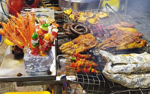 Quán Nướng & Hấp Trường Giang - Lê Duẩn