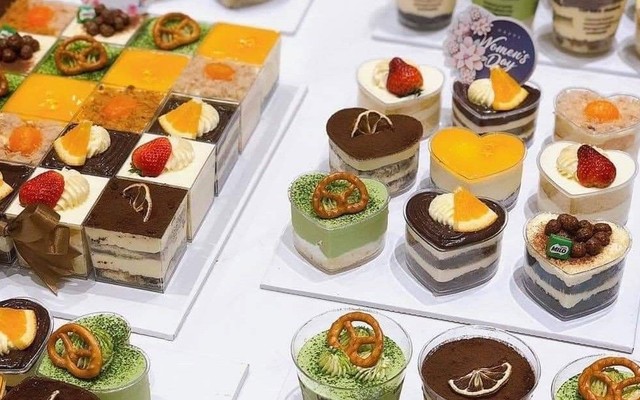 Min Bakery - Bông Lan Trứng Muối - Lê Quang Đạo