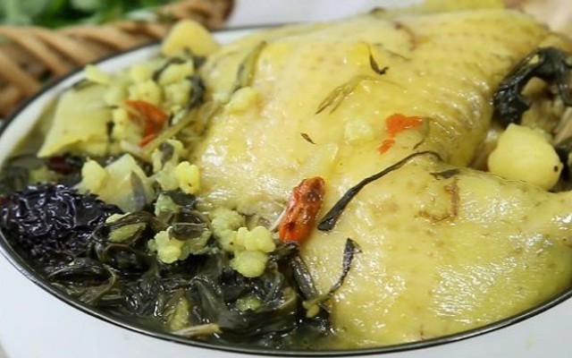 Chị Hương - Xôi Chim & Gà Tần