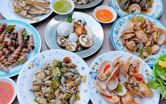 Ốc Ngã Ba - Phan Chu Trinh