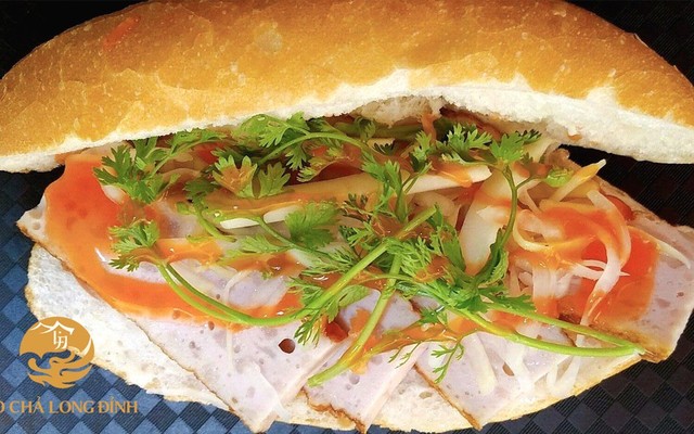 Bánh Mì Chả Nóng Long Đỉnh - 147/2 Tân Mai