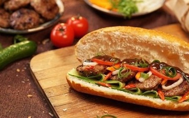One One - Bánh Mì Và Trà Sữa - 2 Ngõ 113 Yên Hòa