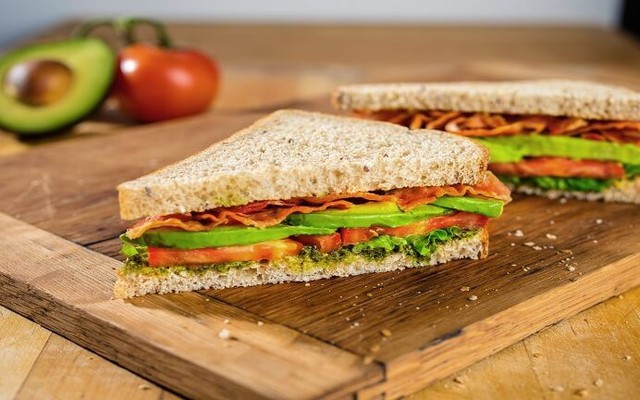 Hambuger & Sandwich Student Food - Thích Quảng Đức