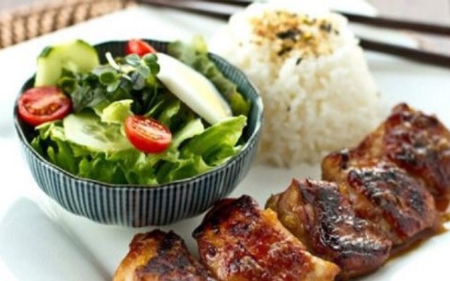 Cơm Gà Bà Yến - Cầu Giấy