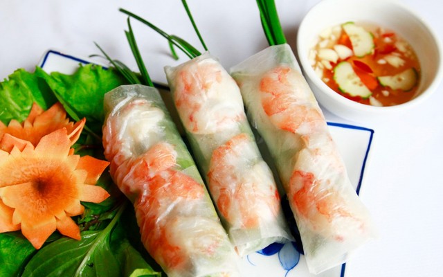 Gỏi Cuốn Ông Bà Già - Phan Trung