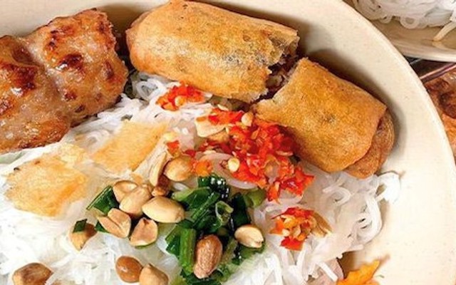 Quán 424 - Hủ Tiếu Mì & Nem Nướng - Minh Phụng