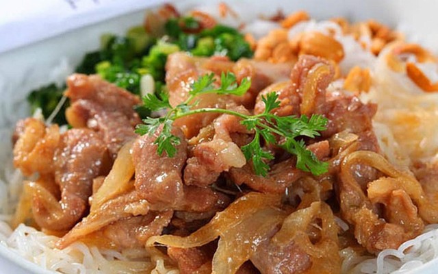 Bún Thịt Xào Quỳnh Thủy Xe Số 14 - Nguyễn Văn Chiêm