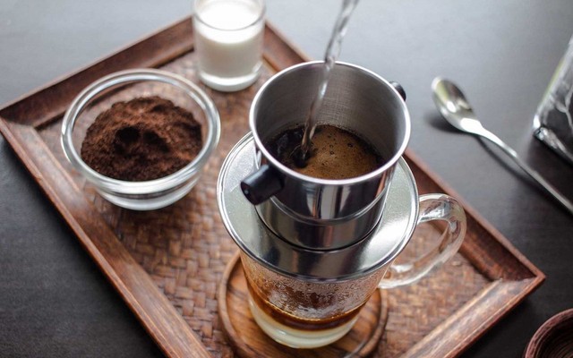 Xóm Sài Gòn - Cafe & Trà - Lý Chính Thắng