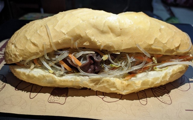 Tiệm Bánh Mì Miến Rau - Hoàng Văn Thụ - Shop Online