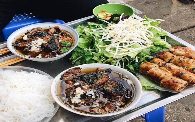 Quán Bún Chả Mẹt - Mã Mây