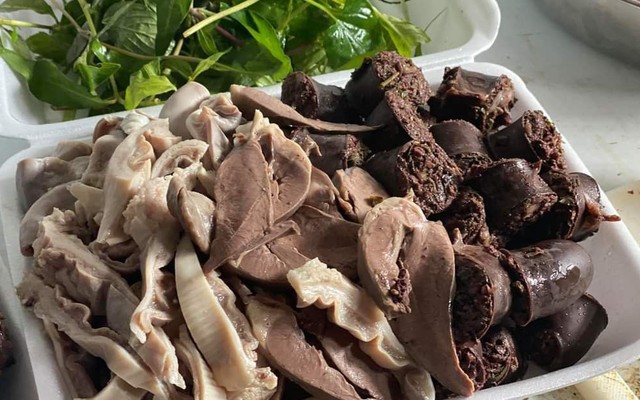 Lòng Heo Nóng - Đặng Nguyên Cẩn