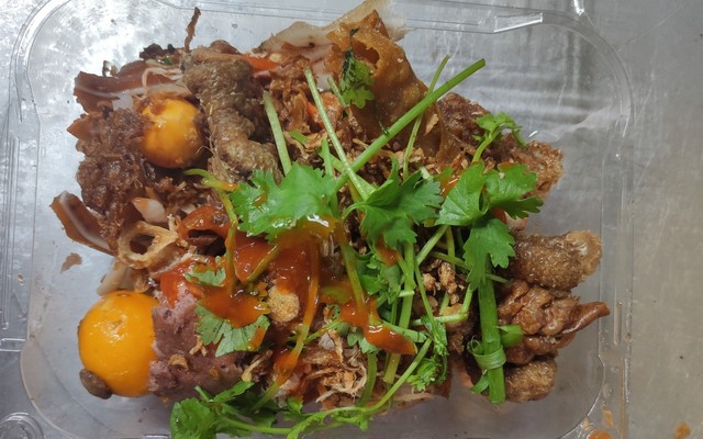 Xôi Gà & Bánh Mì Bé An - Chợ Thủ Đức