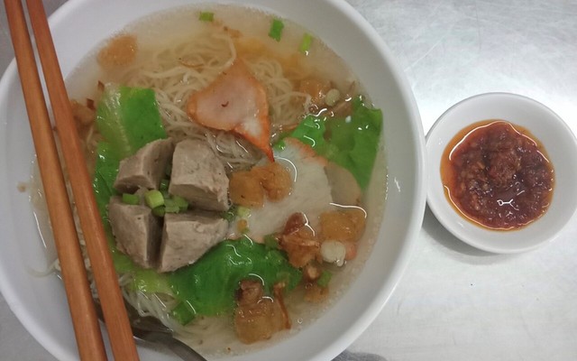 Tiệm Mì Minh Quang - Hủ Tiếu & Mì Sườn - Trương Công Định