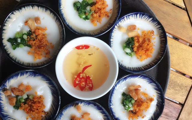 Bánh Bèo Hà Huế - Lê Trực