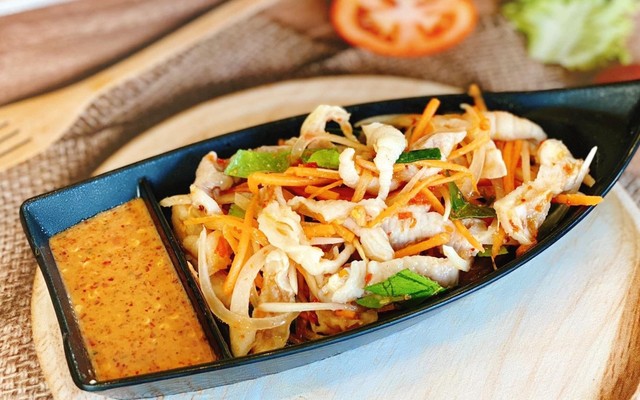 Tiệm Chân Gà Gia Truyền - Duy Tân