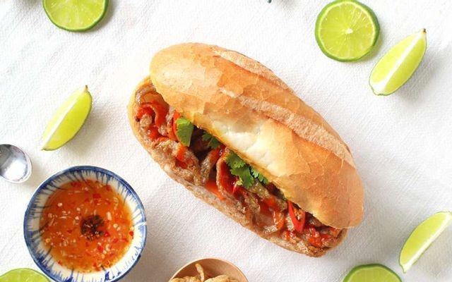 Bánh Mì Chả Cá Má Hải - Vạn Kiếp