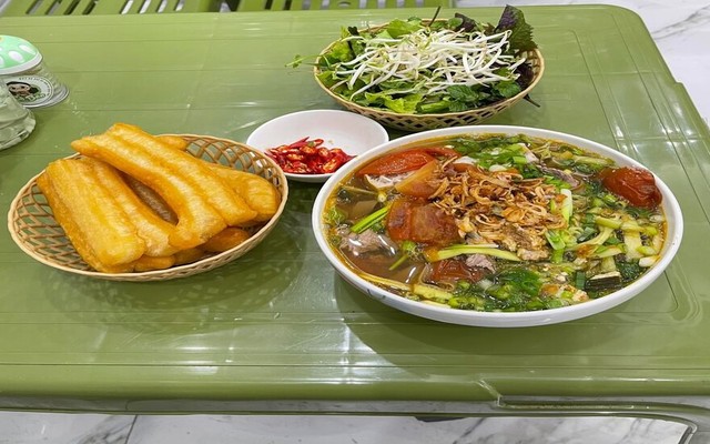 Bún Riêu Cô Béo - Bà Triệu
