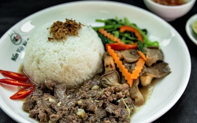 Lunch Box - 103 Tập Thể Trường Múa