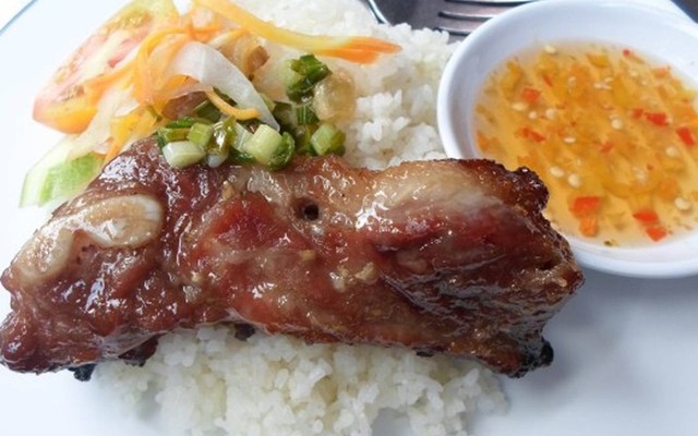 Hai Anh Em - Cơm & Bún Thịt Nướng - Thống Nhất