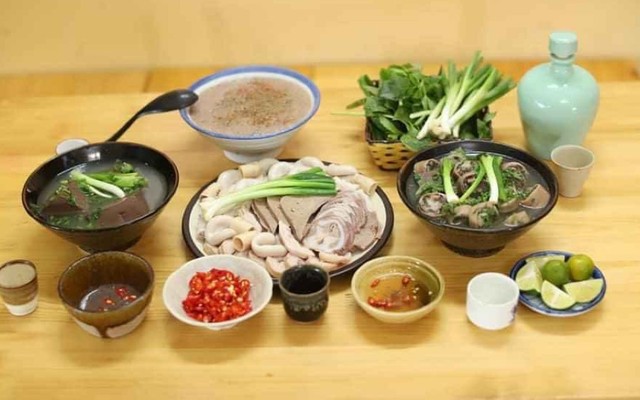 Quán Lòng Số 1 Đào Duy Anh - Cháo & Lòng