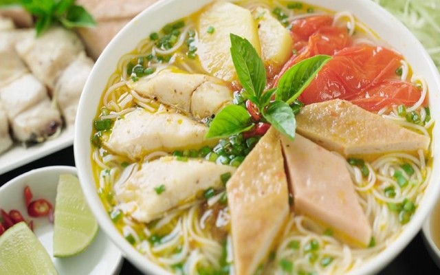 Hằng Na - Bún Bò & Bún Chả Cá - Đinh Tiên Hoàng