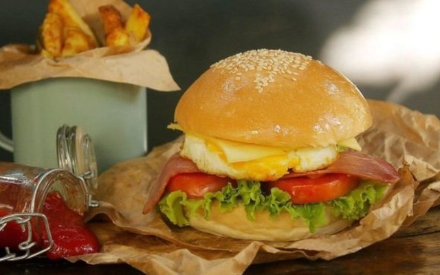 Burger Viet - Bánh Mì, Mỳ Ý & Gà Rán - 15/8A Bùi Trọng Nghĩa