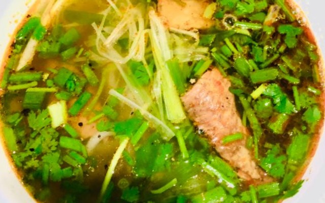 Bánh Canh Cá Lóc & Cá Rô Hằng - Trần Phú