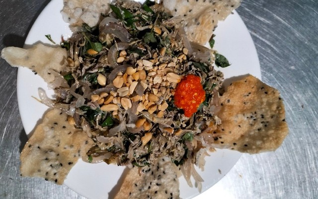 Quán Hoa Chuối Trộn - Trần Cao Vân