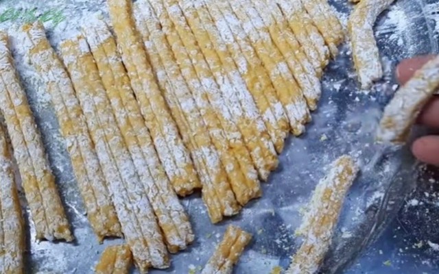 Tăm Cay - Đồ Ăn Vặt - Kim Giang