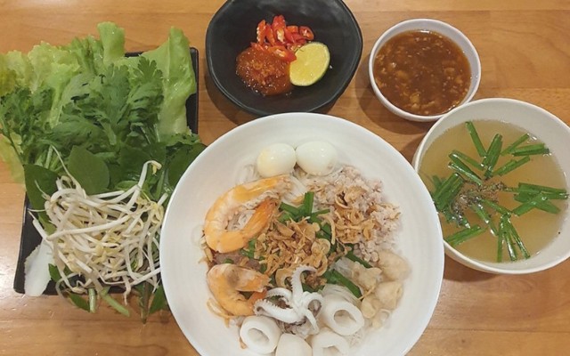 Châu Loan's Food - Hủ Tíu Nam Vang - KQH Trần Anh Tông