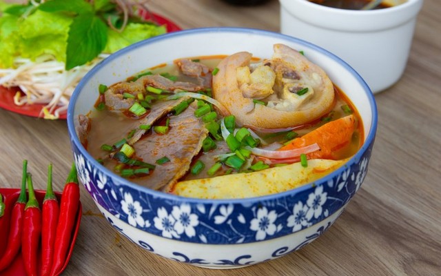 Bún Bò Huế Đông Ba - Hương Lộ 80