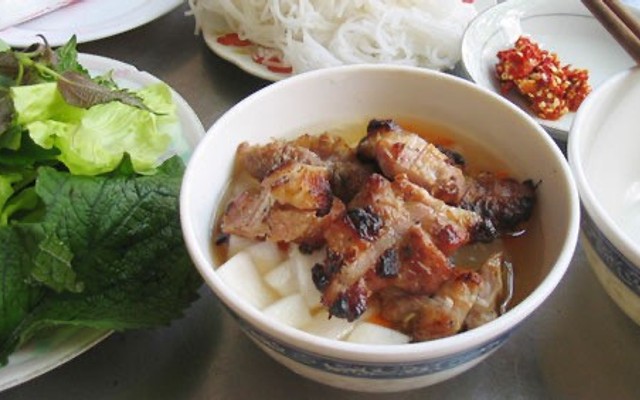 Quán Hẻm Phù Liễn - Bún Chả & Bánh Mì
