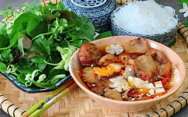 Bún Chả Que Tre - Mễ Trì Hạ