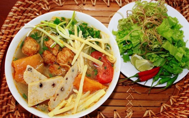 Bún Chả Cá 224 - Nguyễn Phước Tần