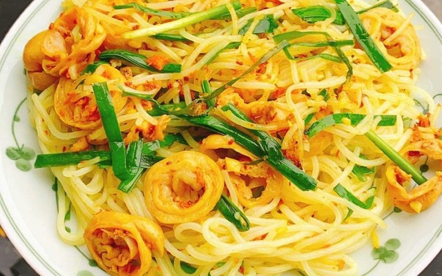 Bún Lòng Xào Nghệ Vị Huế Thương - Tô Hiệu