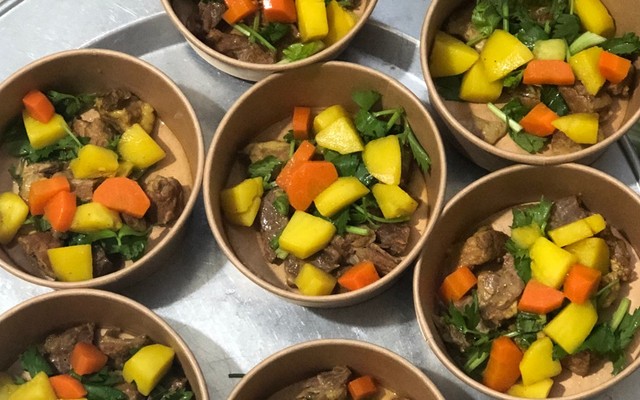 Chị Phương - Bò Sốt Vang - Hoàng Văn Thụ