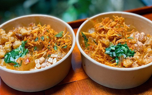 Xuân Nguyễn SaNa - Bánh Tráng Trộn & Ăn Vặt - Nguyễn Ái Quốc