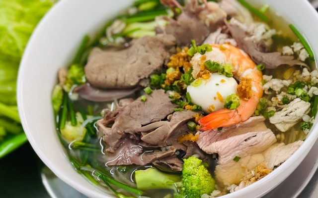 Thành Đạt - Hủ Tiếu Nam Vang - Lê Văn Việt