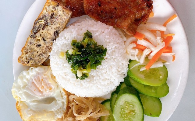 Cơm Tấm Gia Bảo - Nguyễn Gia Trí