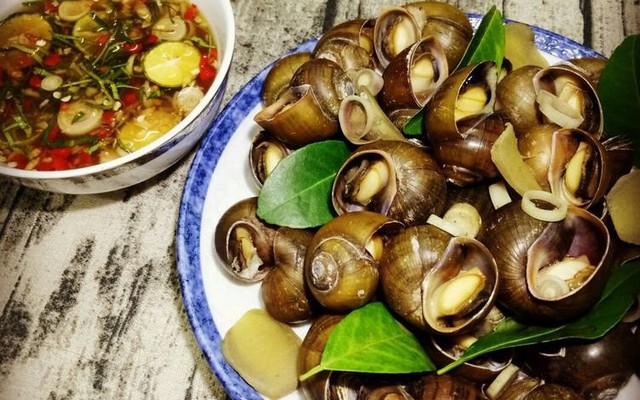 Quán Ốc Hoàng Cương - Cầu Vồng