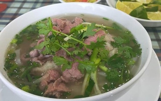 Phở Ly - 571 Phan Đình Phùng