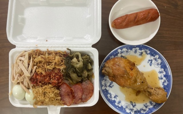 Madame Thu - Xôi Mặn Đùi Gà - Phan Trung