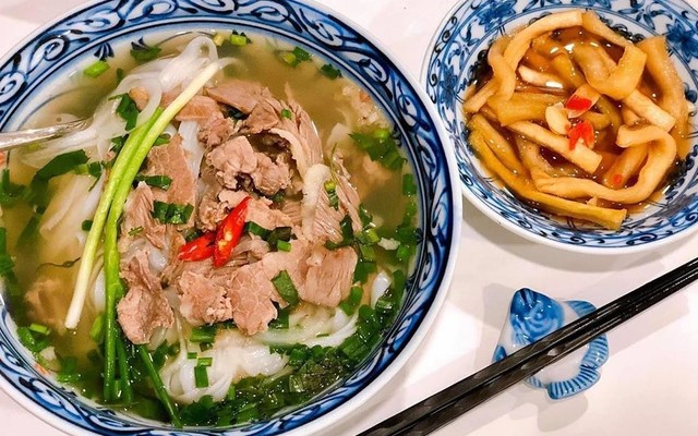 Phở Mười+ - Ông Ích Khiêm