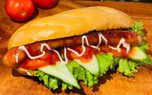 Mr Cường - Bánh Mì Xúc Xích Đức - Phạm Văn Thuận