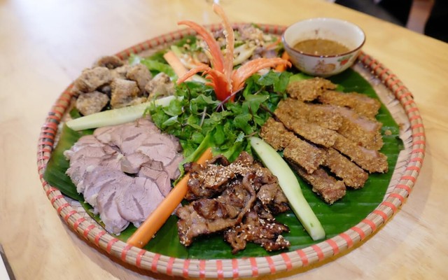 Đệ Nhất Quán - Các Món Nhậu - Phùng Khoang